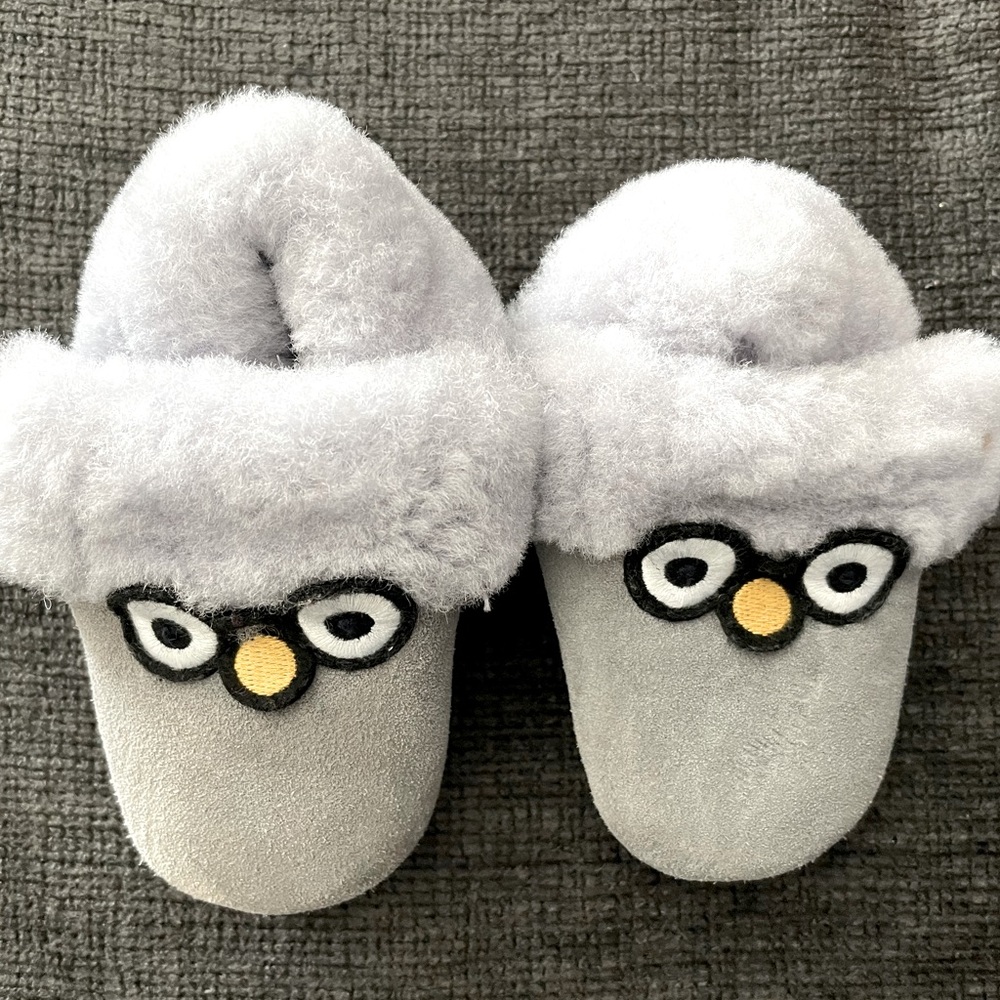 EUC Baby UGG booties size 2/3